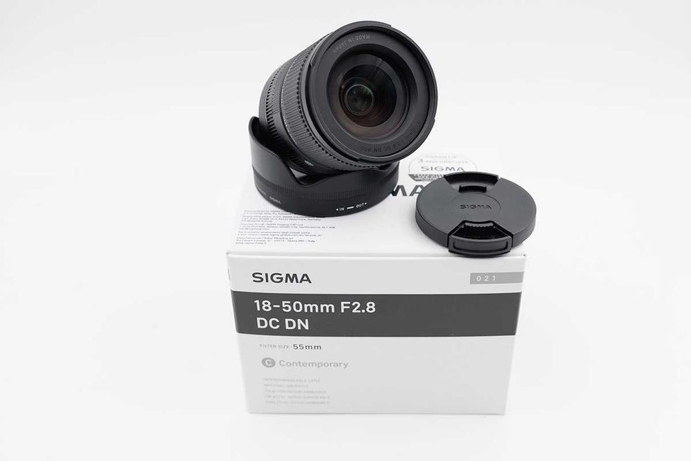 Objetiva Sigma 18-50mm f/2.8 Fujifilm X-Mount
