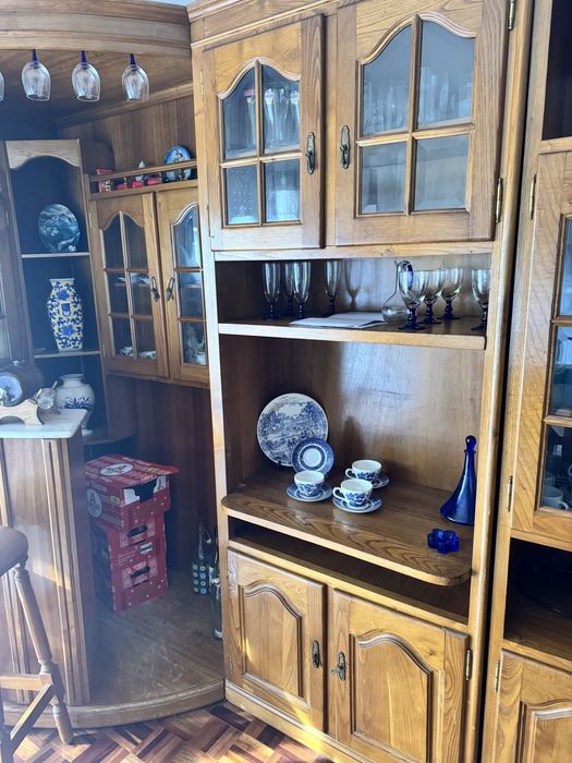 Móvel Bar com bancos