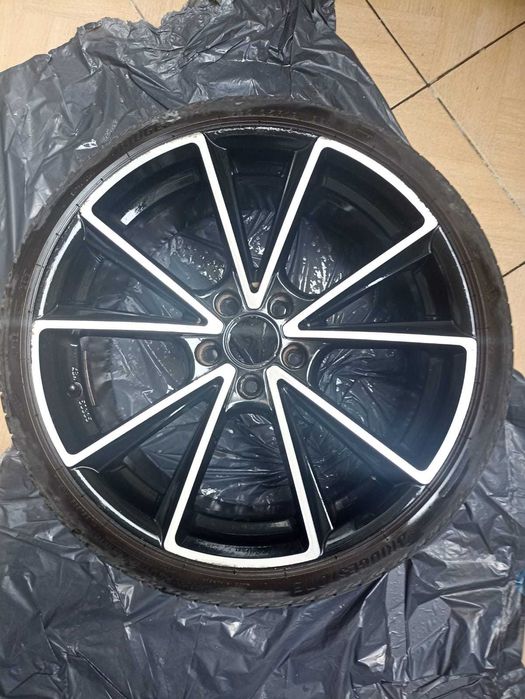 4 Jantes Mercedes R19 com 4 Pneus 225/35/R19 de baixo perfil