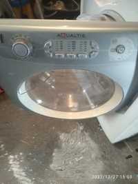 Máquina Lavar Aqualtis Hotpoint