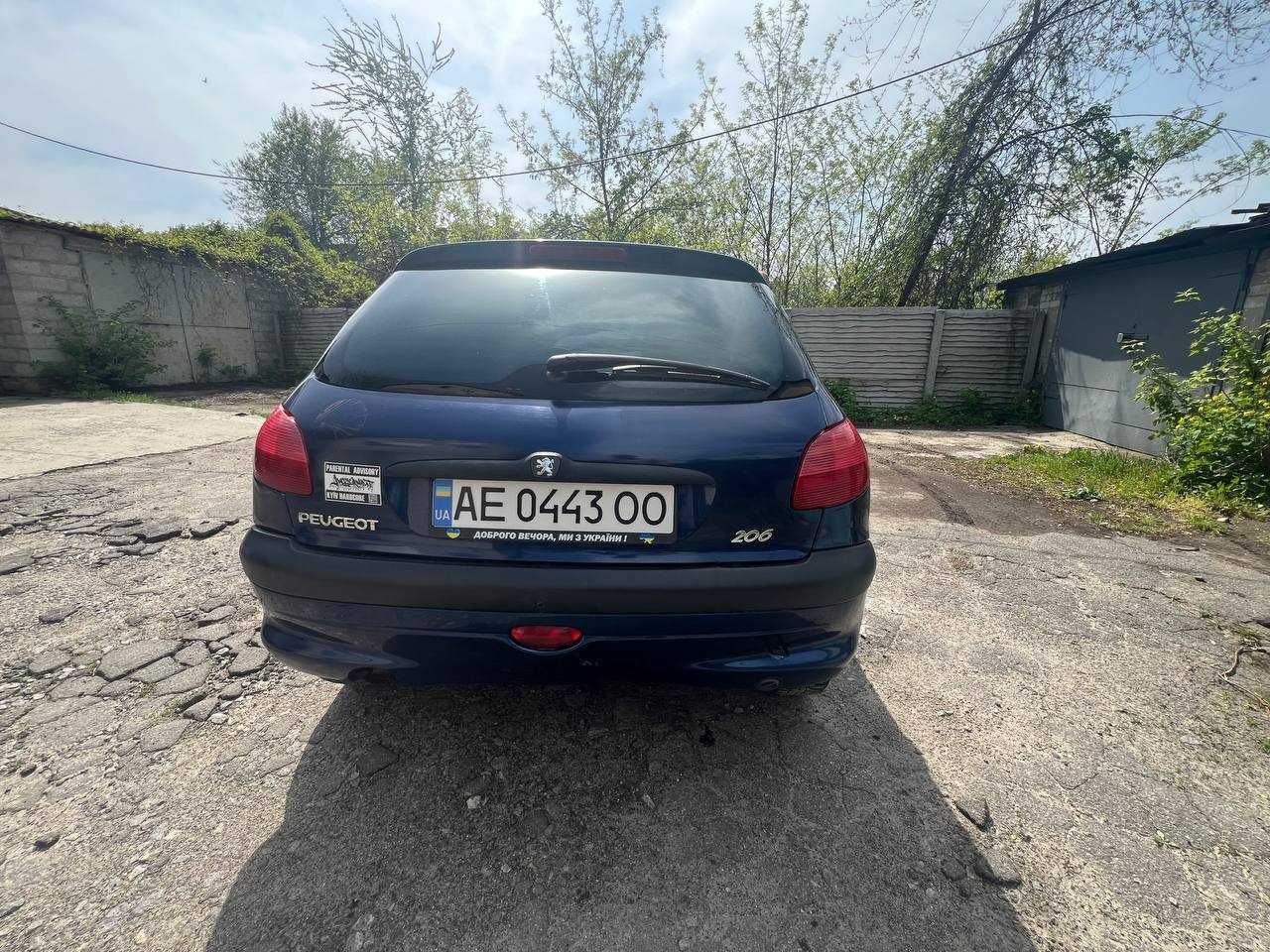 Продам Peugeot 206 2000