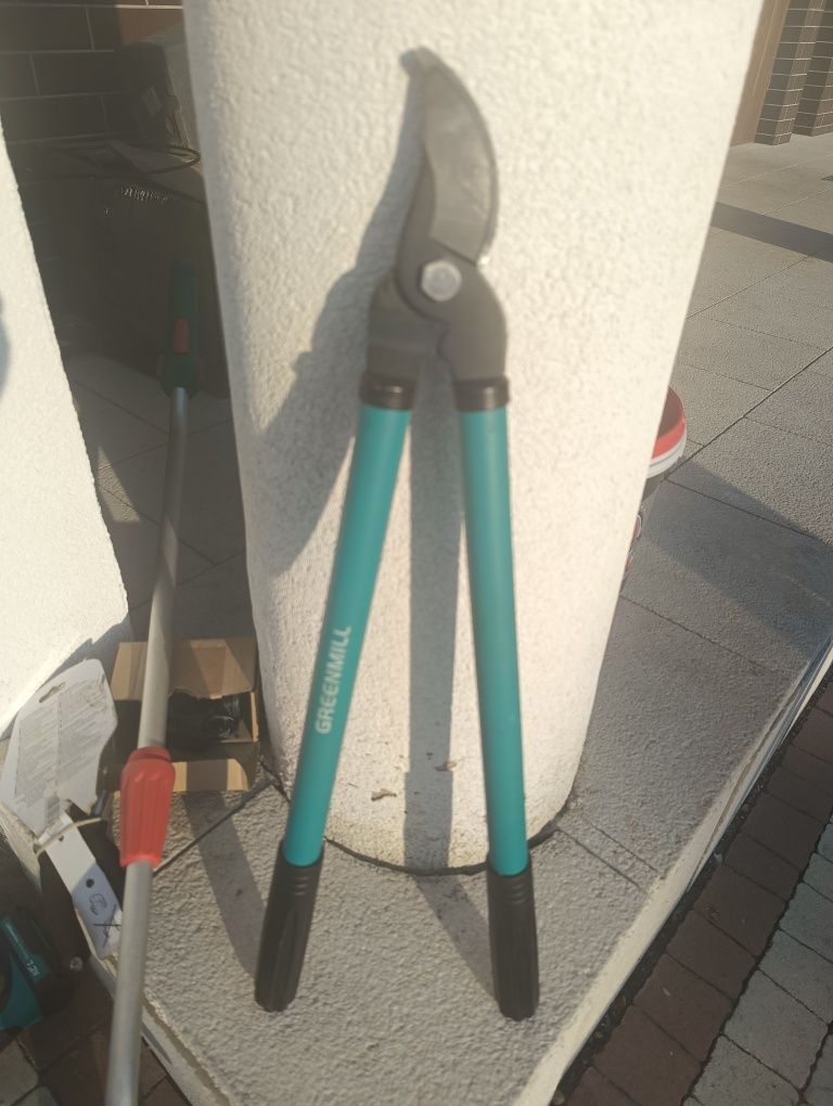 Sekator ręczny mały
