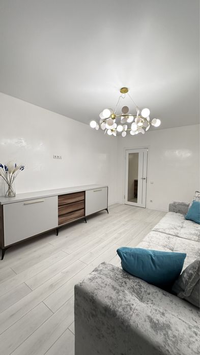 Ремонт. Меблі..З вилядом на річку Південний Буг.