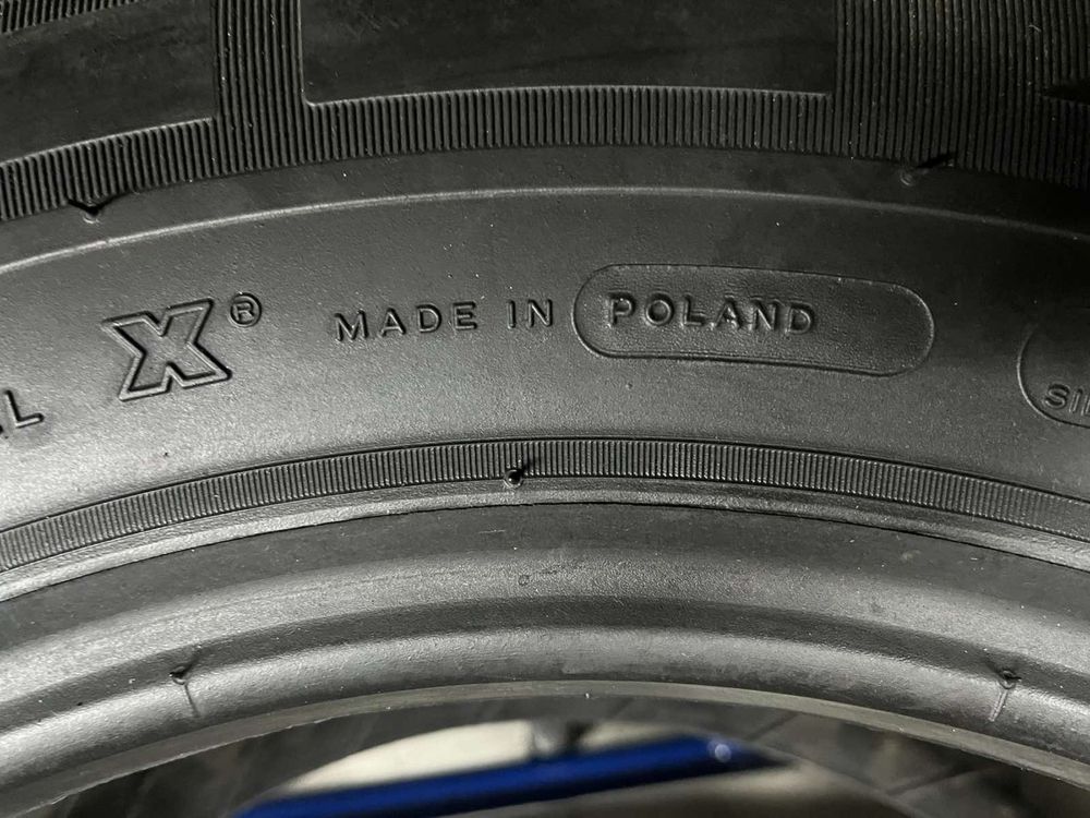 235/65/16c R16c Michelin Agilis 4шт нові