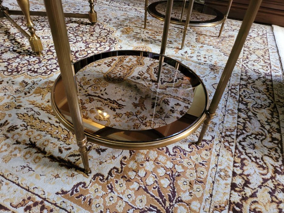 Mesas redondas em latão com dois tampos em vidro - óptimo estado