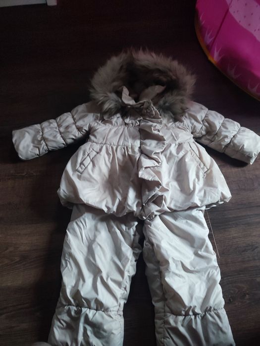 Продам зимовий комбінезон  на дівчинку