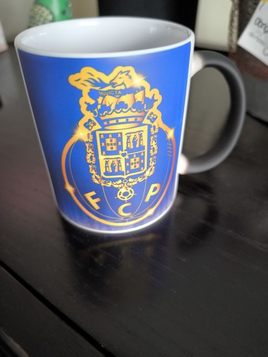 Caneca mágica personalizada a seu gosto