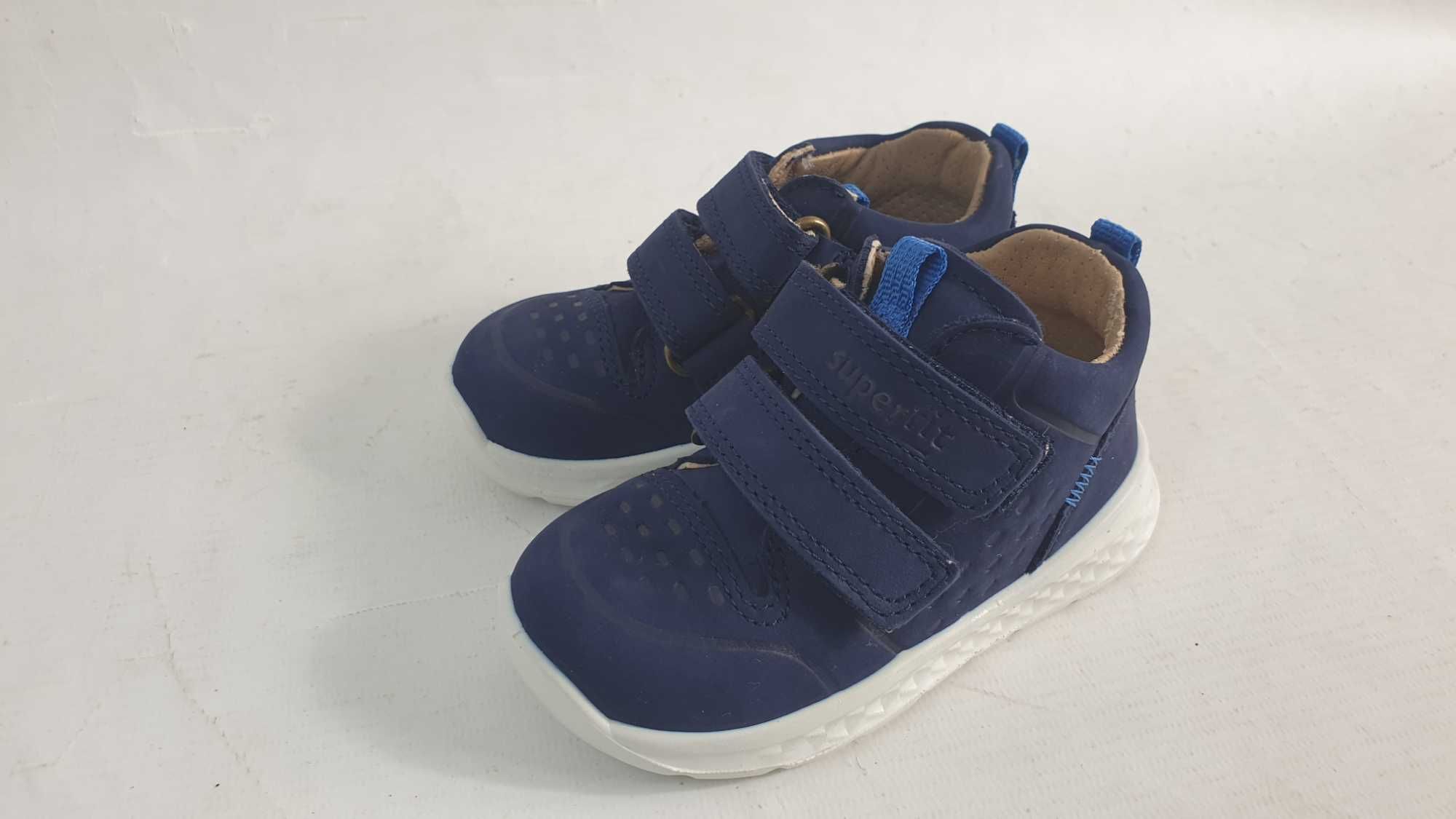 Superfit buty dziecięce nubuk rozmiar 20