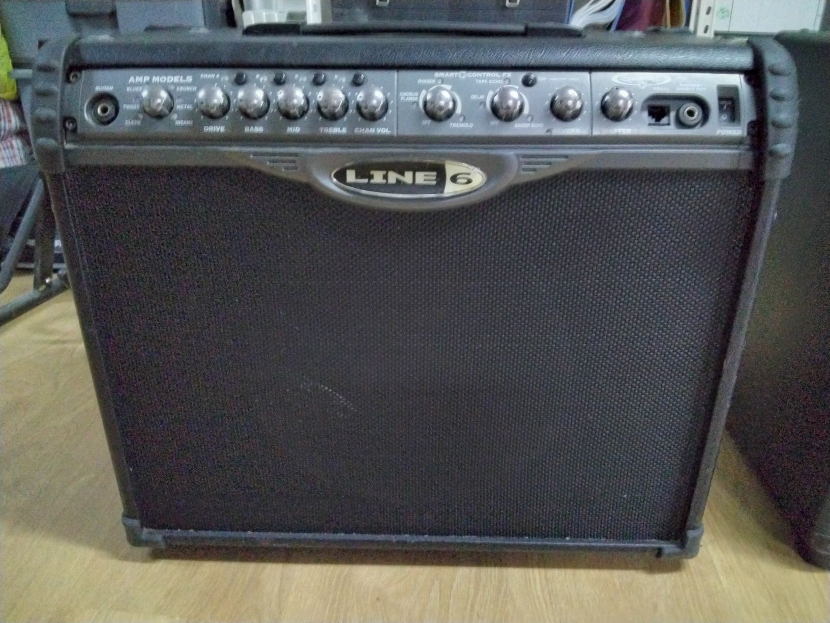 Line 6 Spider 11. E Crate Telluride acustica, Amplificadors guitarra.