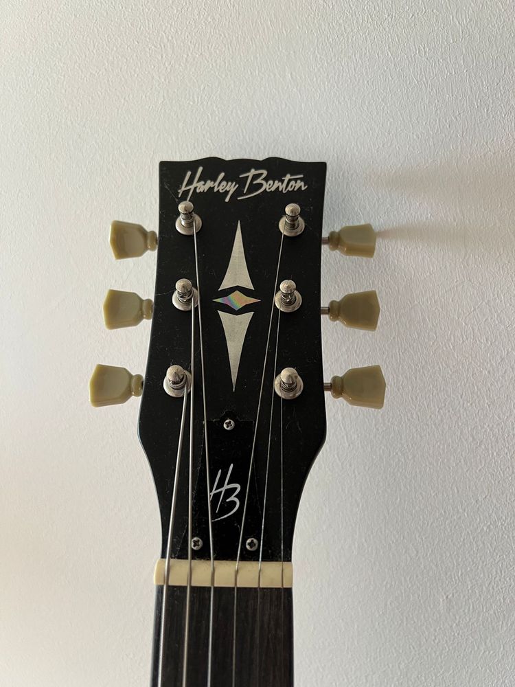 Harley Benton SC-400 SBK Vintage Seri Bundle + Suporte Guitarra