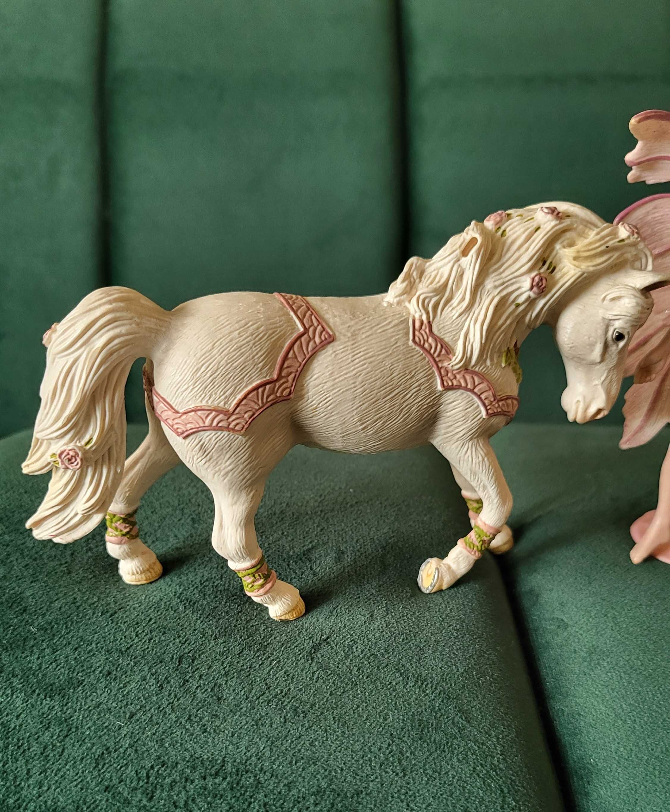 Schleich 70400-kon i 70426-Feya