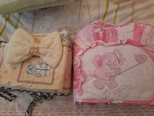 Розовое покрывало, 2 одеяла детские.