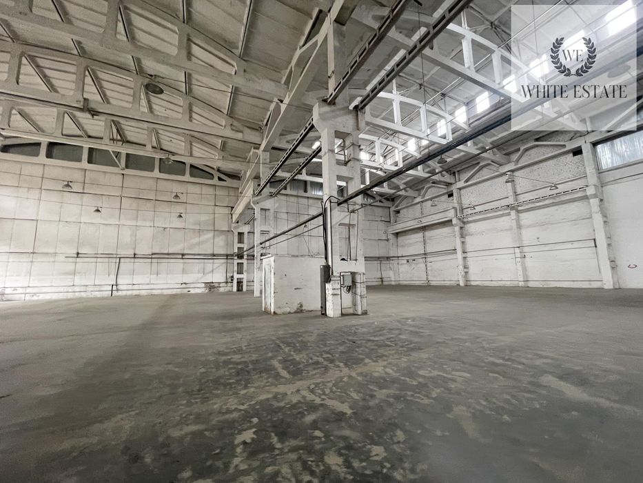 Склад з промисловою підлогою