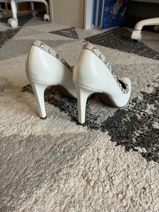 Buty na obcasie rozm. 38