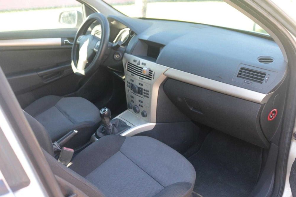 Opel Astra 1.3 CDTi Elegance