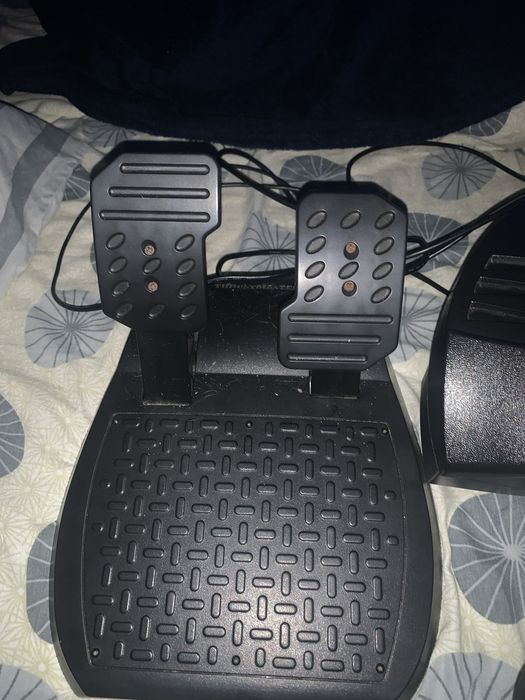 Volante thrustmaster