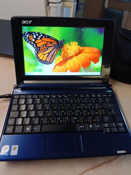 Продаю нетбук Acer