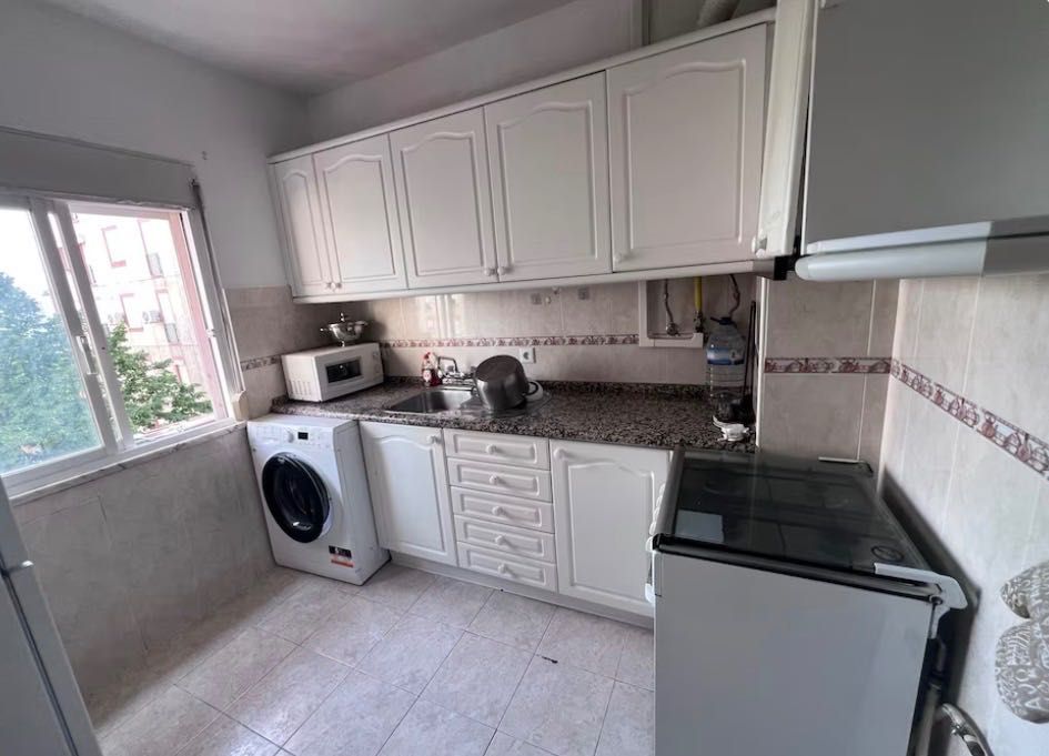 Quarto individual cama de casal