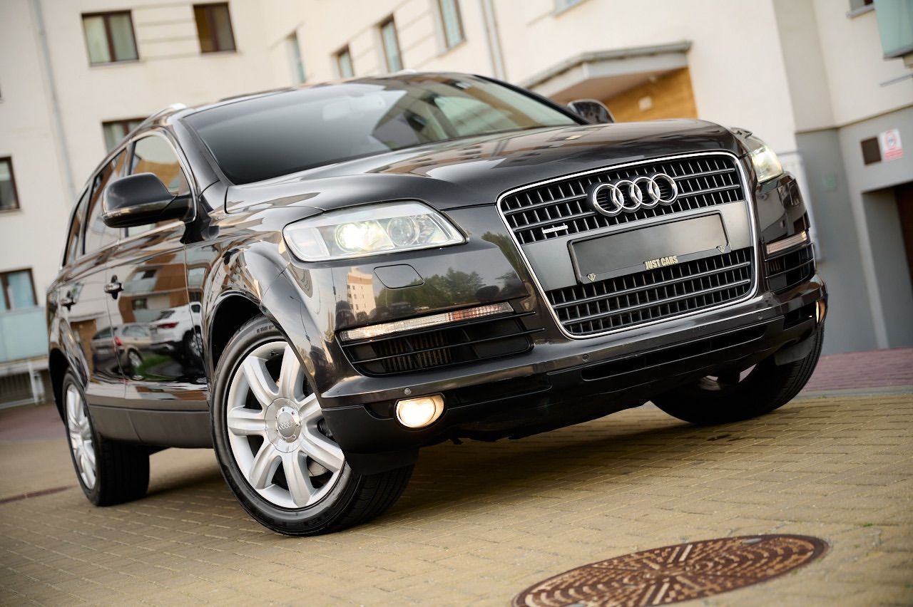 Audi Q7 3.0 V6 TDI 232PS / quattro / TipTronic / Bi-Xenon / BOSE / Zarej w PL