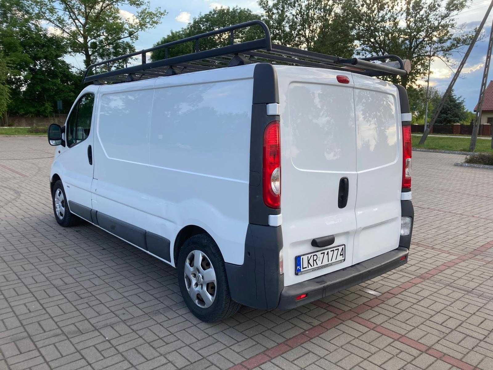 Opel Vivaro trafic 2013 długi long klimatyzacja max