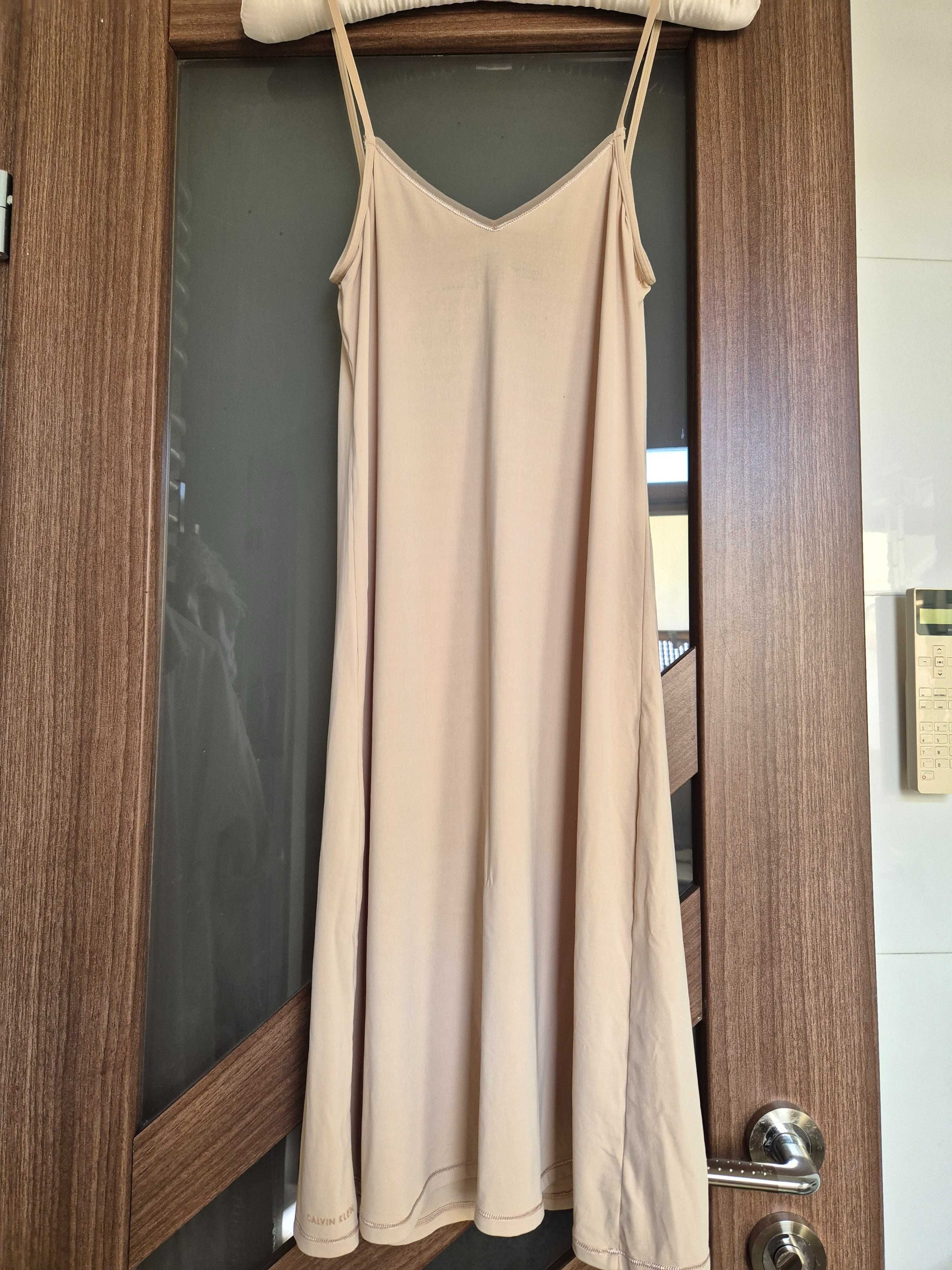 Sliczna koszulka Calvin Klein r.36/38 nie uzywana