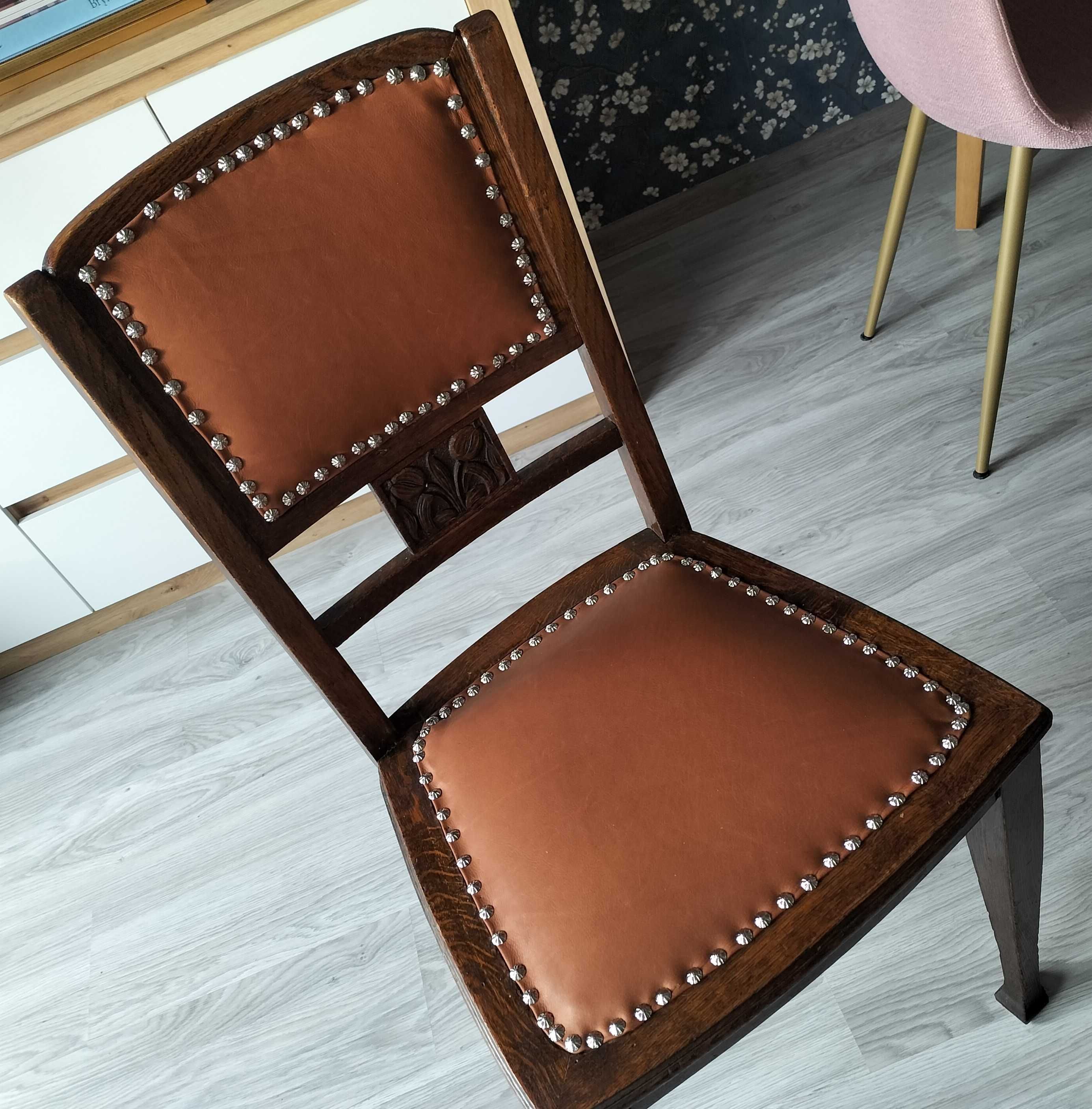 Krzesło w stylu gdańskim, lata 50. odnowione, piękny mebel
