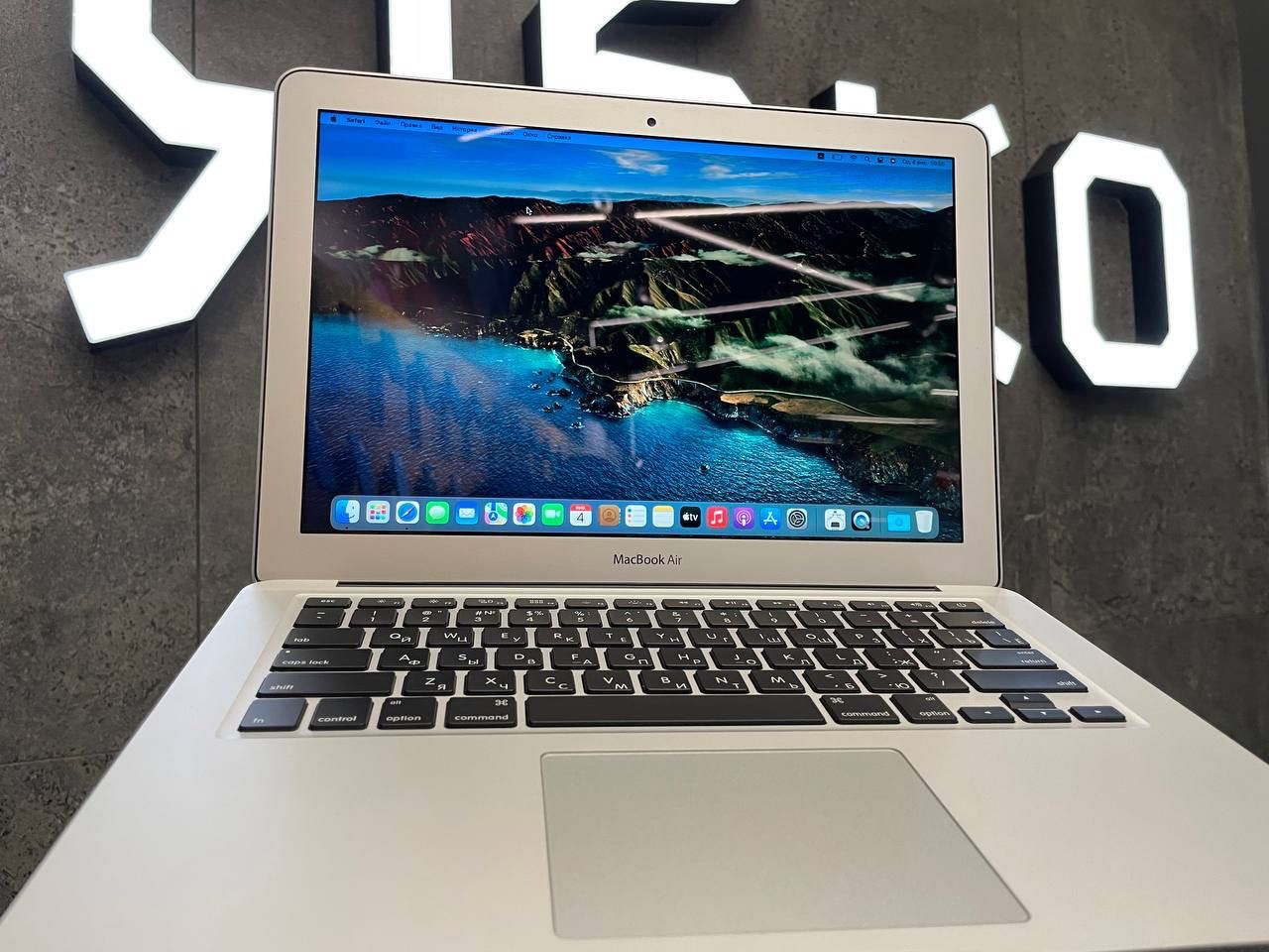 MacBook Air 2015 intel i5 256 GB USED