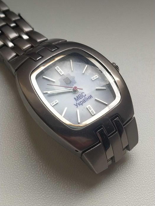 Часы наградные Omax