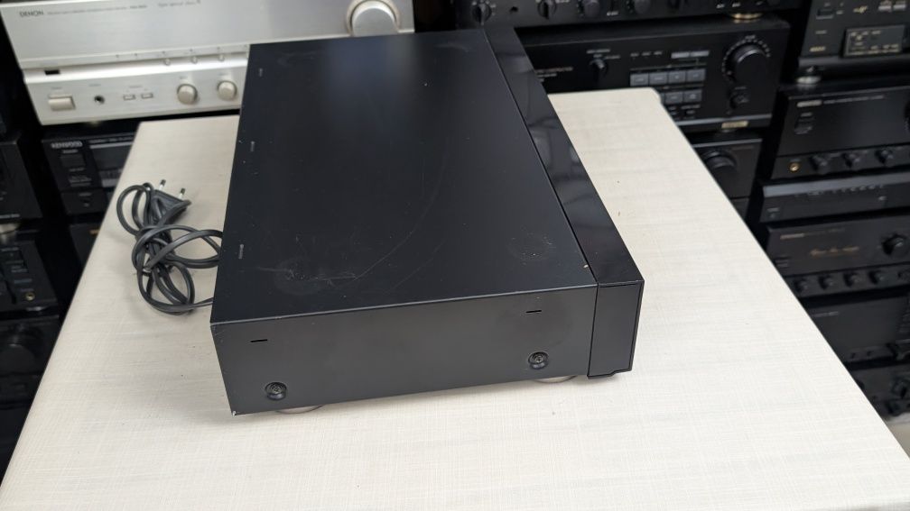 Sony CDP-670 Wysokiej jakość odtwarzac płyt CD