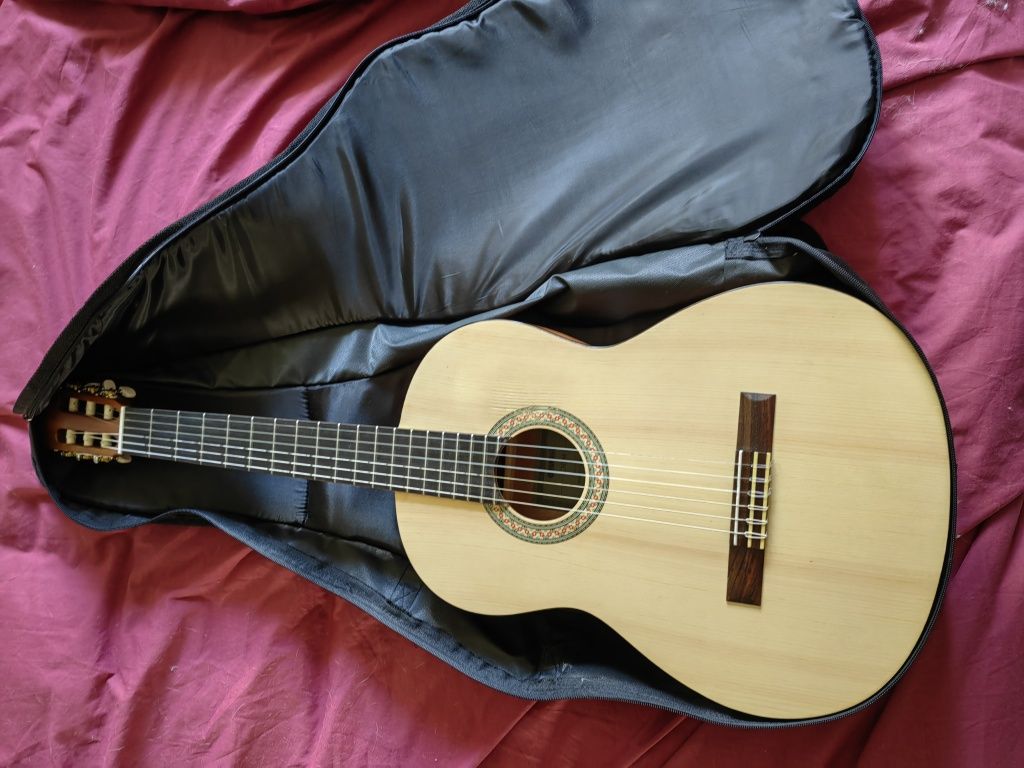 Gitara klasyczna Yamaha C30M ll + plus pokrowiec