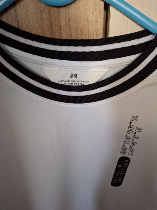 Nowa T-shirt rozm 134/140 h&m