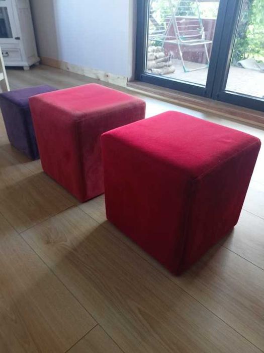 Pufy welurowe komplet