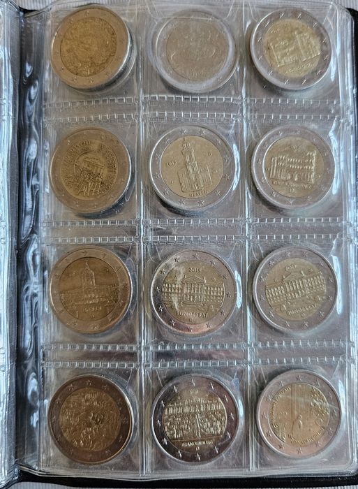 Lote de moedas de 2€ comemorativas circuladas