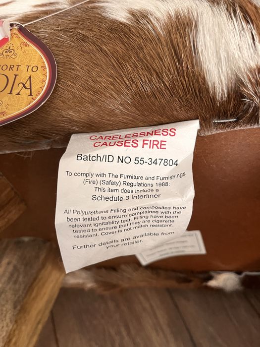 Ryczka koziolek krzeselko na drewnianych nogach koziolek