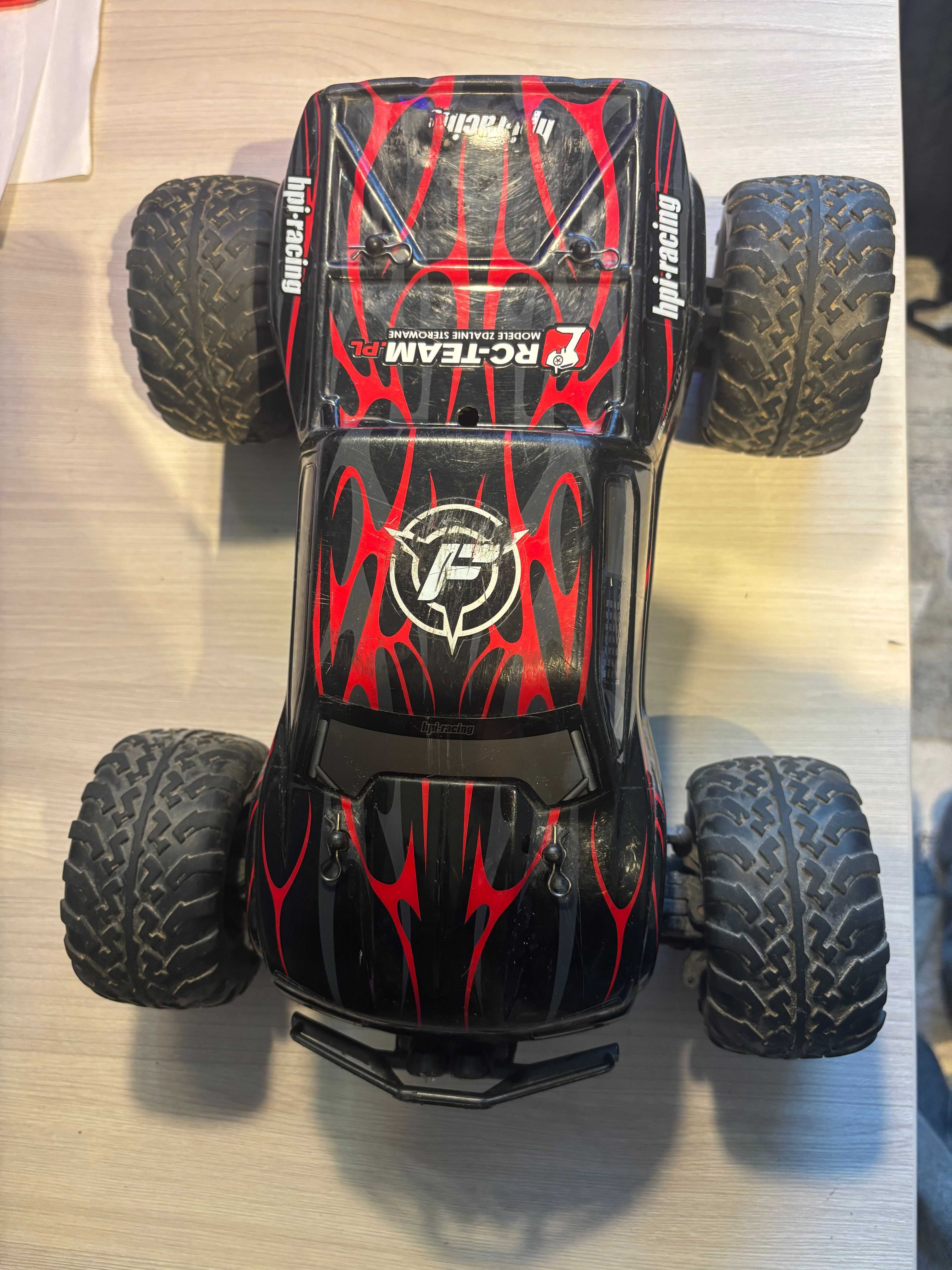 RC HPI RACING SAVAGE XS FLUX  + (Bateria , 3 budy i dodatkowe części)