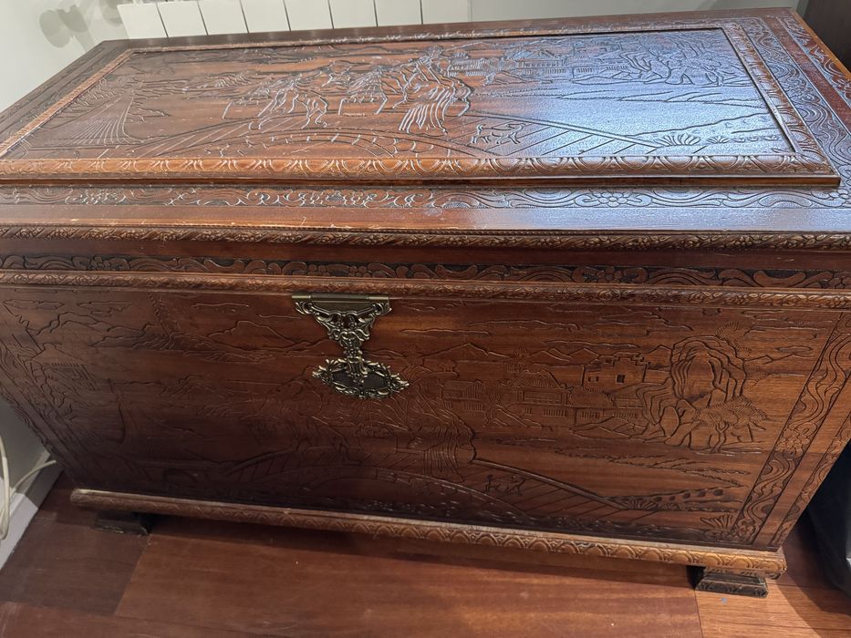 Arca de madeira de quarto