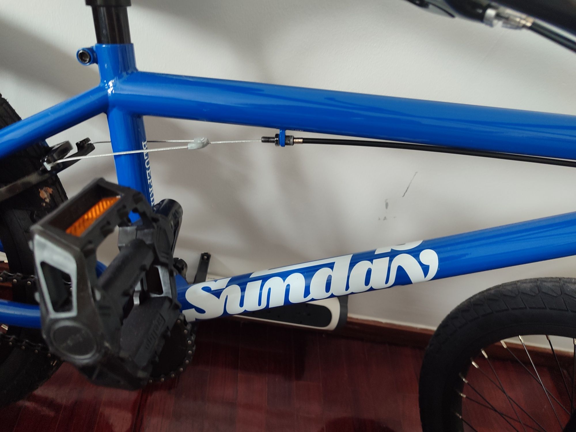 Bicicleta BMX marca Sunday NOVA