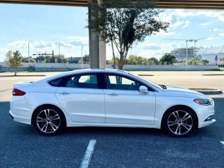 Ford Fusion Titanium      2017