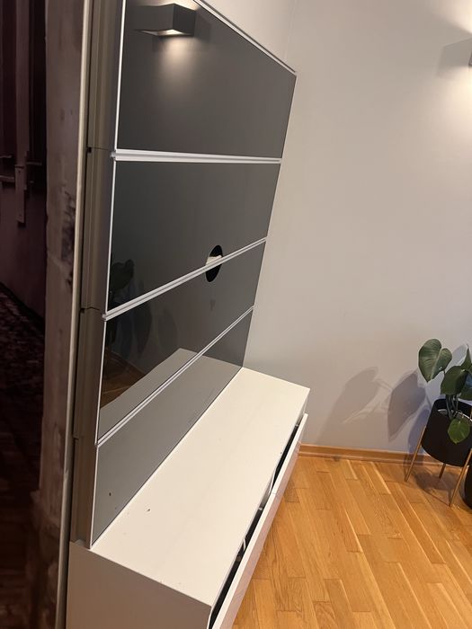 Zestaw pod Tv Ikea Framsta + uchwyt Tv