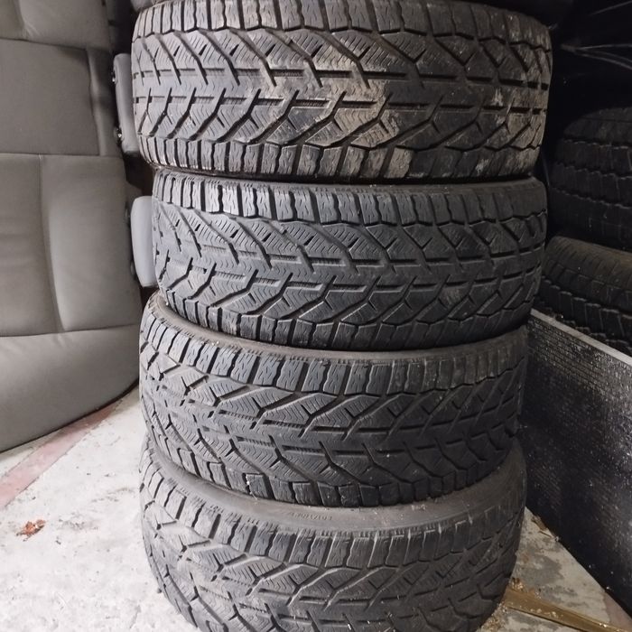 Opony zimowe komplet 4szt 6mm 215/45r17 22r kormoran snow 225/45r17