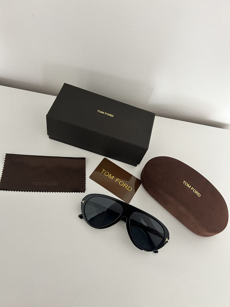 Okukary przeciwsłoneczne TOM FORD