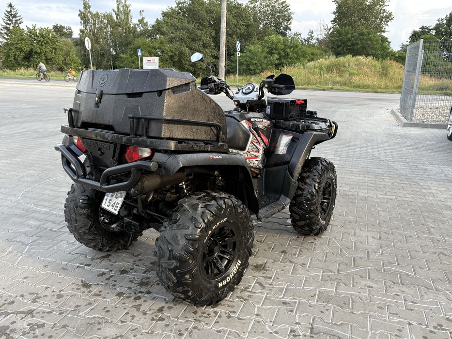 Quad Polaris Sportsman 800 EFI.
