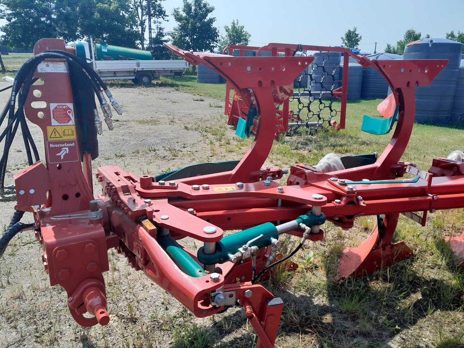 KVERNELAND ES 100 4 Korpusy VARIO, koło kop.-transp. 320, fabr. nowy