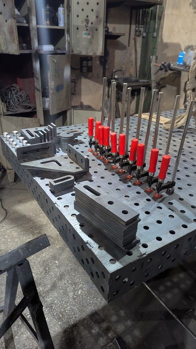 Сварочный стол стол сварщика Зварювальний стіл для сварщика