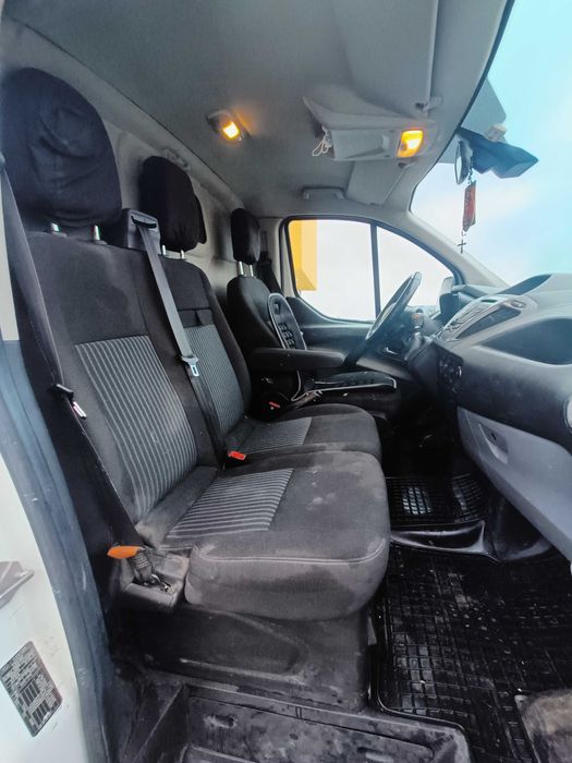 Carrinha Ford Transit p/ transporte e mudanças