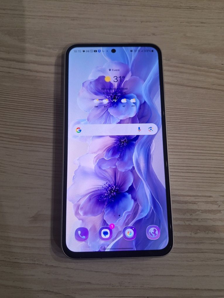 Продам Samsung A54, 5G, 8/256 в ідеальному стані