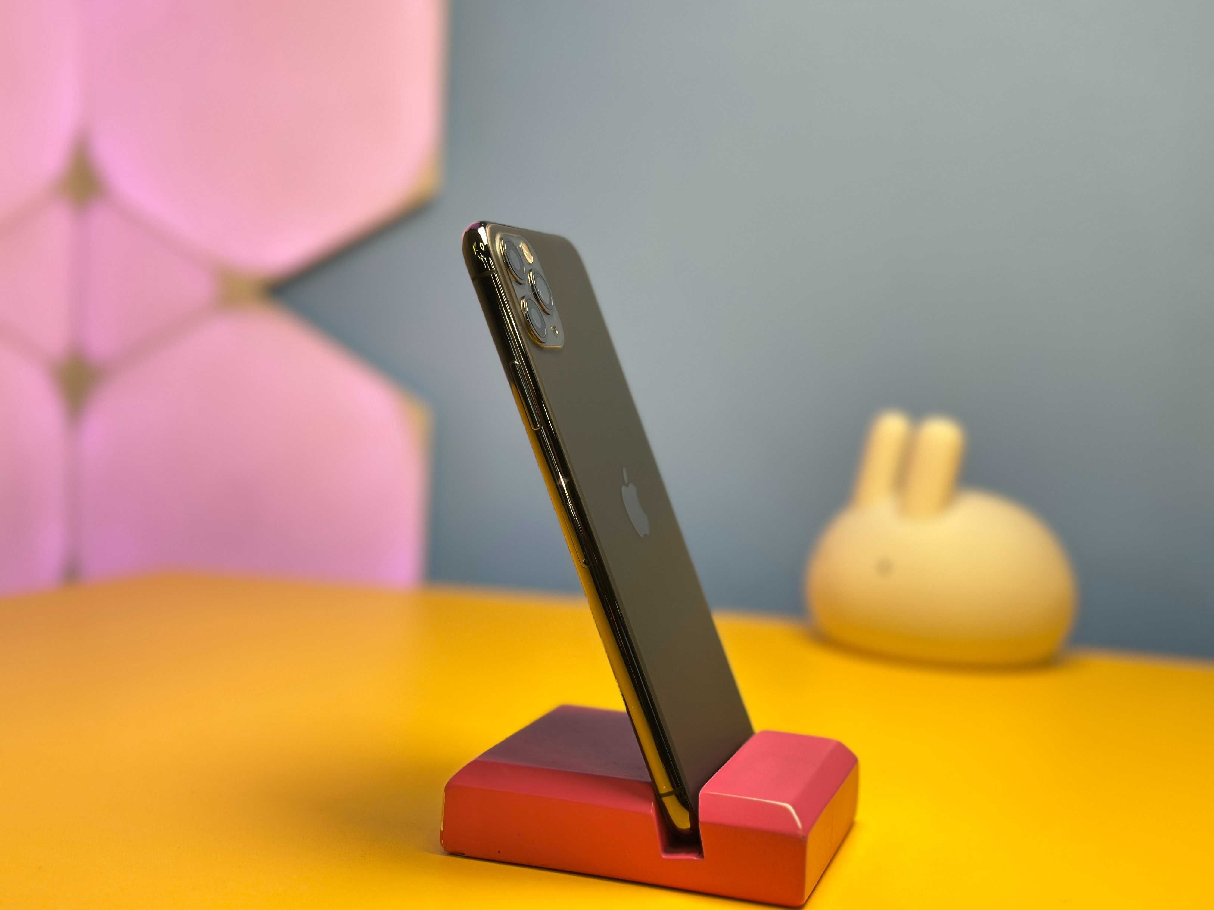 Смартфон Apple iPhone 11 Pro Max 256GB Gray (135563) Б/У З ГАРАНТІЄЮ