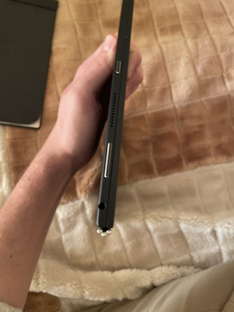 Lenovo yoga book