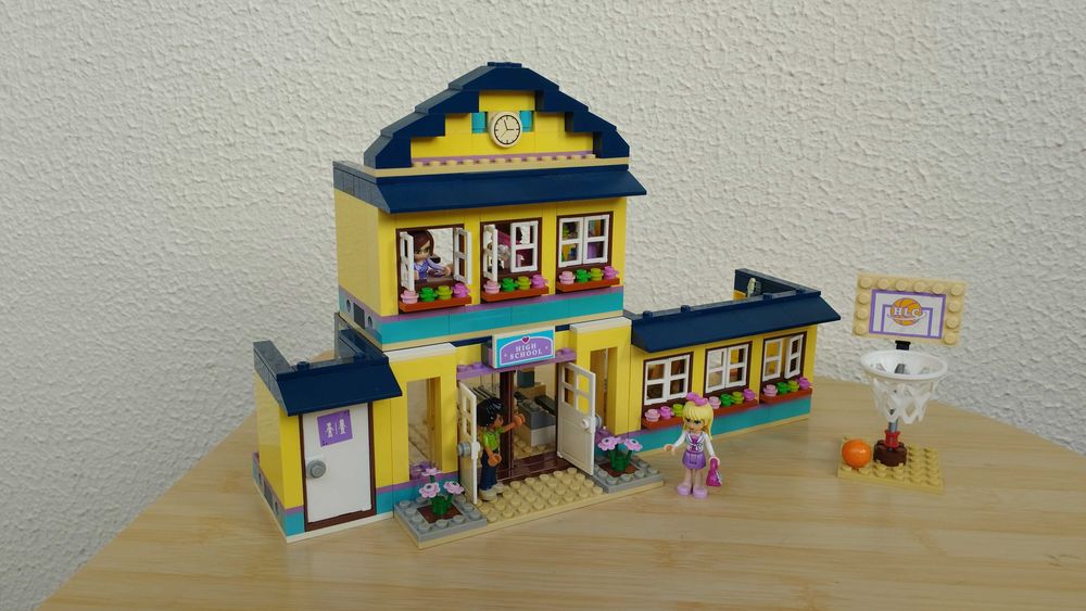 Pack LEGO FRIENDS "Escola Secundária de Heartlake" - Nº 41005, NATAL