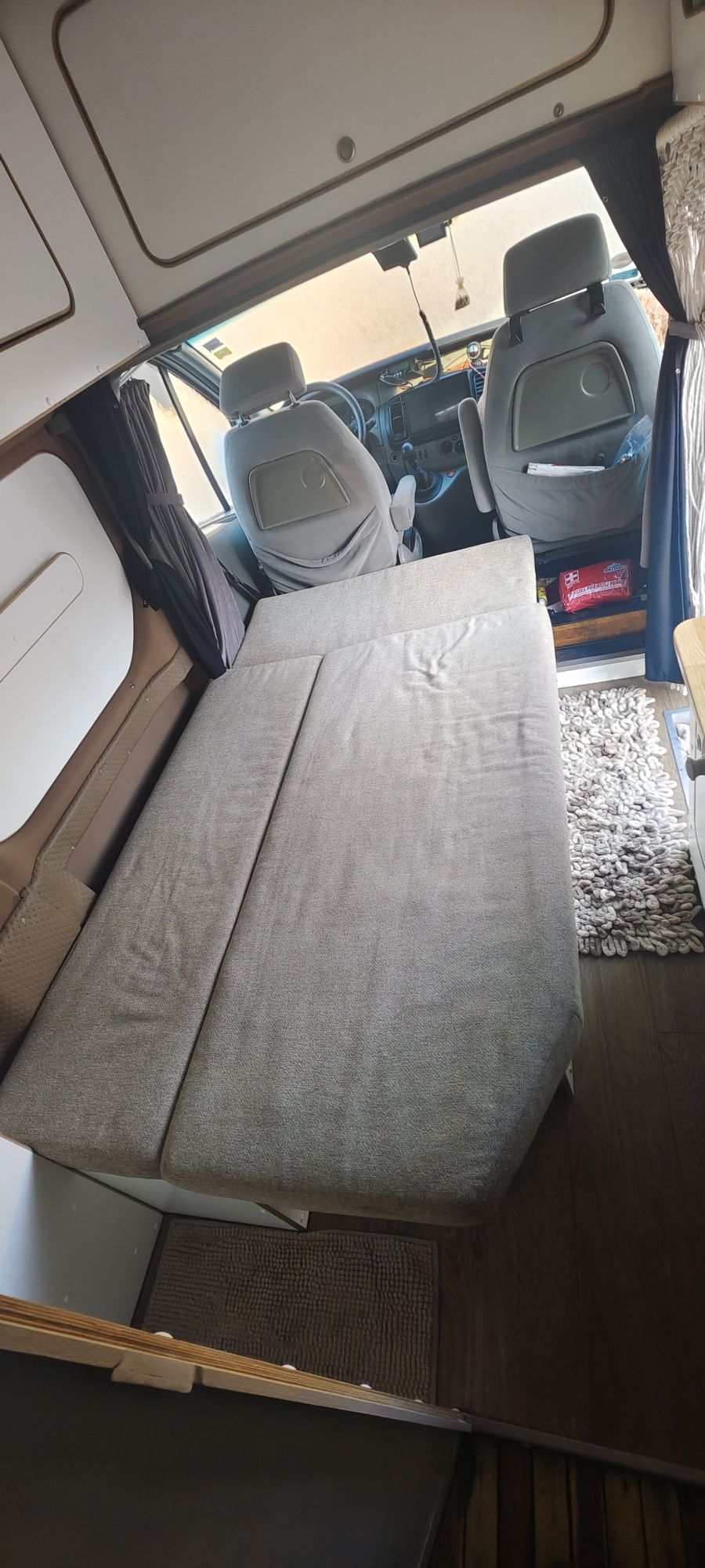 2 osobowy kamper van Trafic